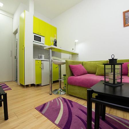 Balkan-Inn Apartment Terazije Belgrado Esterno foto