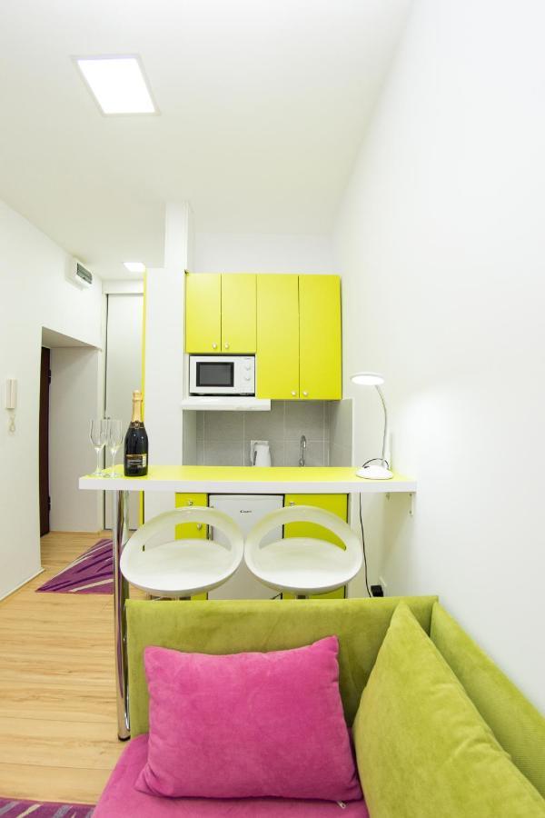Balkan-Inn Apartment Terazije Belgrado Esterno foto